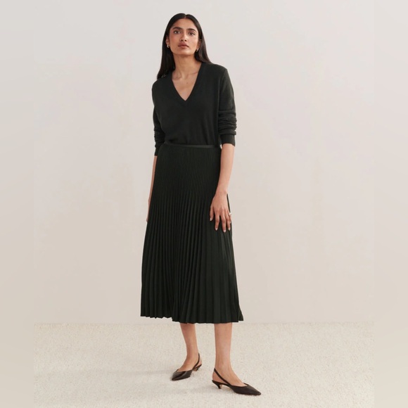 Jenni Kayne Pleated Skirt in Forest - Picture 3 of 8